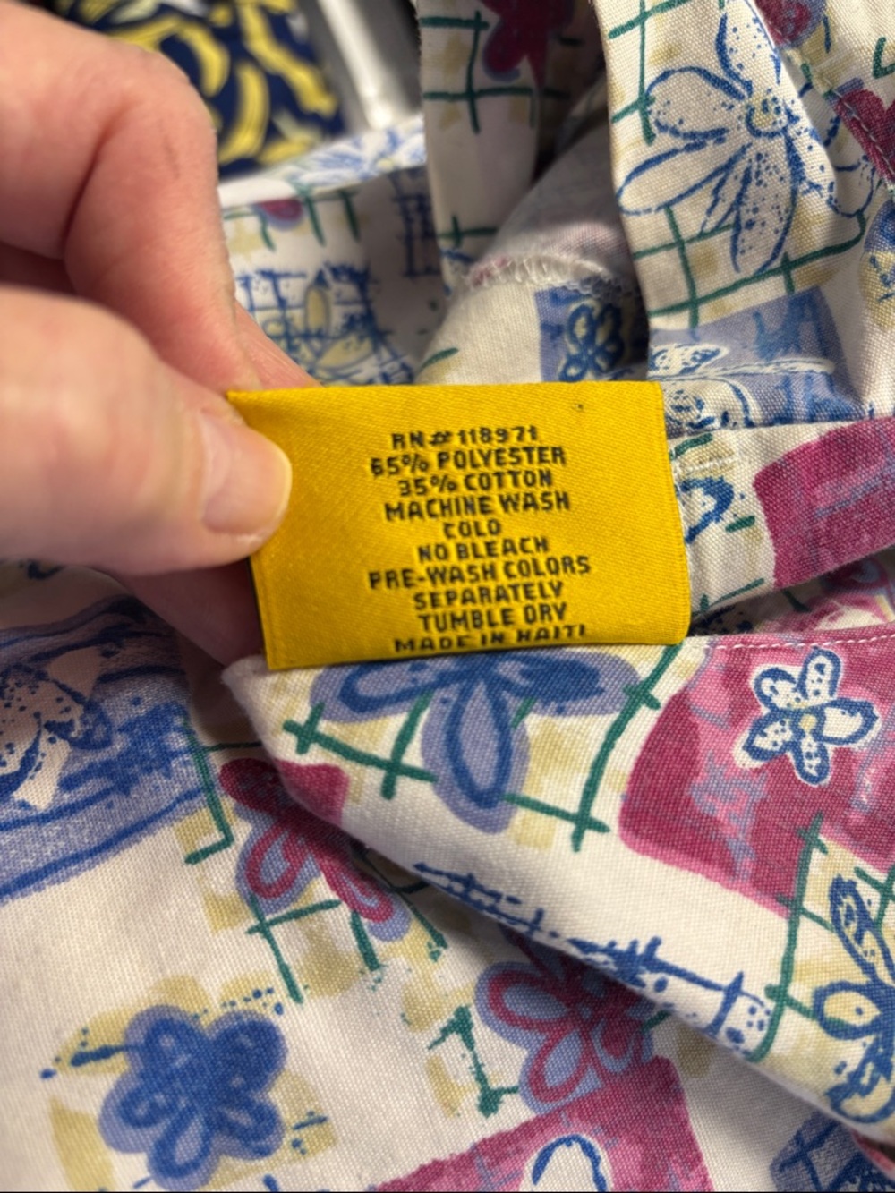 Plus Size Scrub Top - Picture 7 of 7